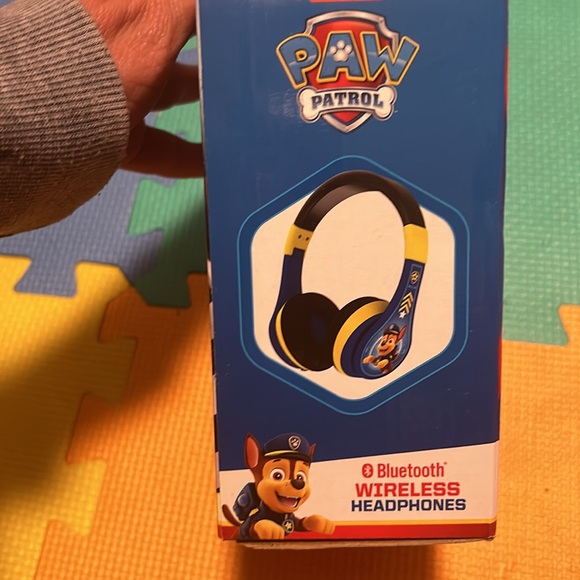 Paw patrol wireless headphones - Picture 6 of 12